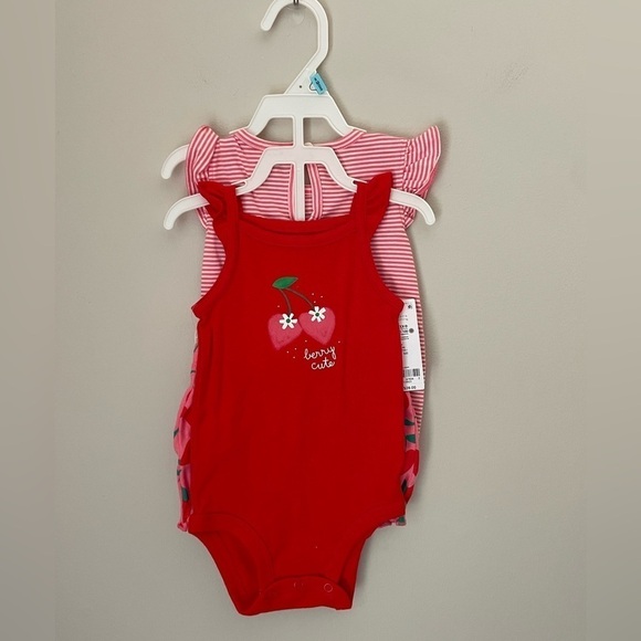 Carter's "Berry Cute" Three Piece Outfit Set Size 6 Months NWT - Picture 1 of 5